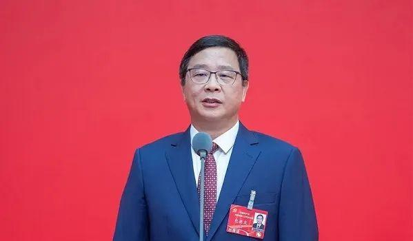 包洪文（资料图&nbsp;来源：海南省政府官网）