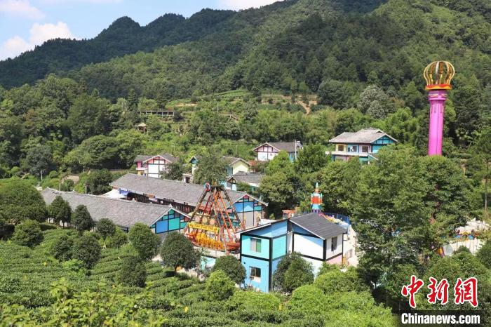 湄潭金花村 瞿宏伦 摄