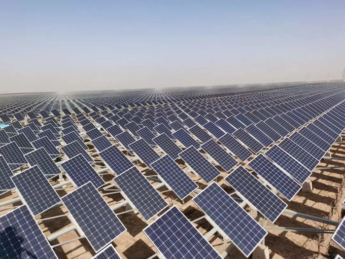 宁夏某光伏项目 观察者网图