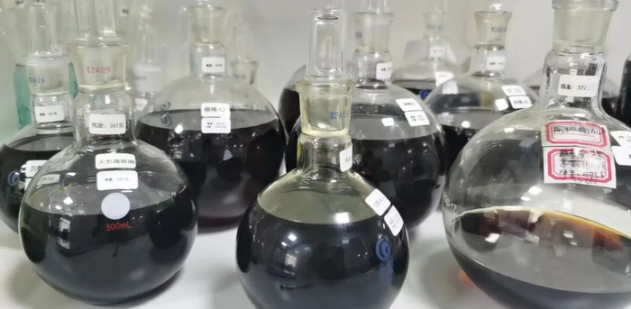 沉香精油（来源：茂名市电白区观珠镇人民政府）