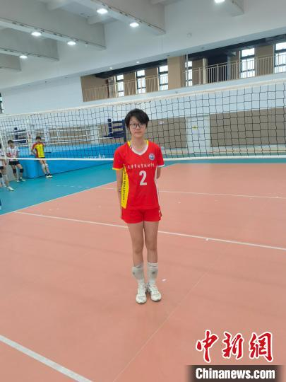 图为天津女排青少年组队员乔皙 受访者供图