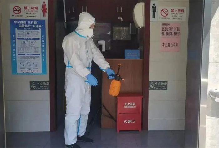 一客一洁一消杀”，是他们生活的主旋律&nbsp; 参考资料：上海静安