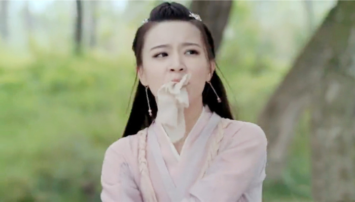 不懂这个虚化的有什么意义……