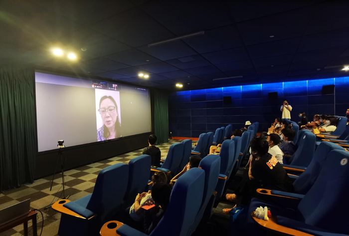 《出拳吧，妈妈》深圳路演现场。  片方供图