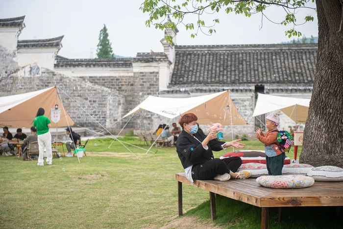 图片来源：新华社