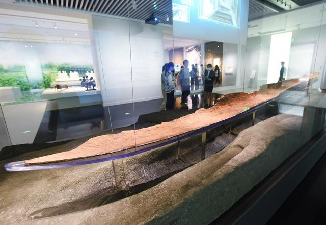 史前最长独木舟亮相杭州 距今5000年历史__财经头条__新浪财经