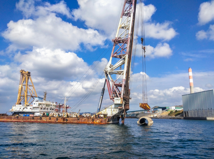 全球最大直径水下HDPE排水管道下水