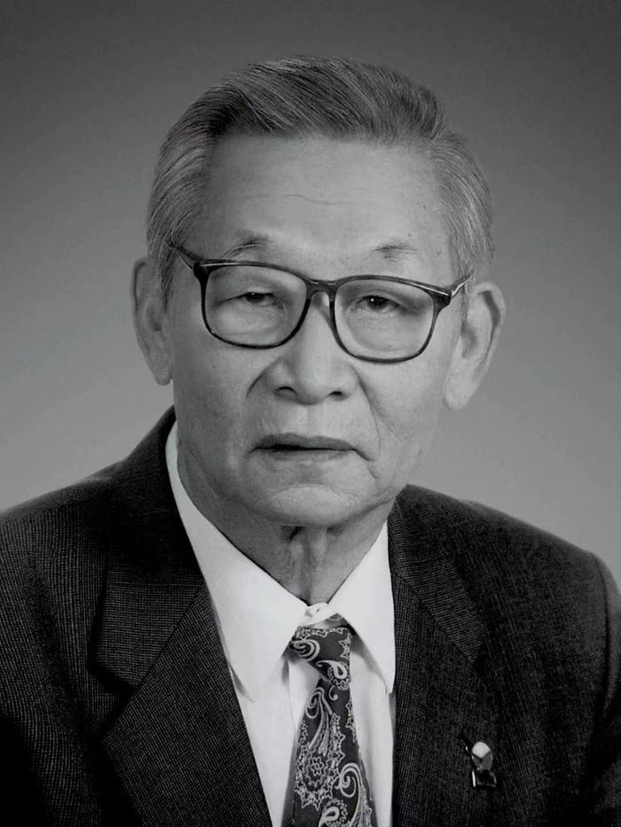 “七一勋章”获得者，新中国胸外科事业的开拓者和奠基人辛育龄因病医治无效，在京逝世。中日友好医院供图