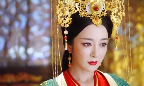 独孤信的三位皇后女儿,她们分别嫁给了谁?|独孤氏|宇文泰|宇文毓|杨坚|宇文觉_新浪新闻