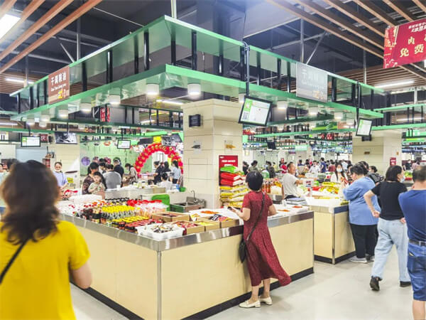成都农贸市场运营：市井里的生机与活力