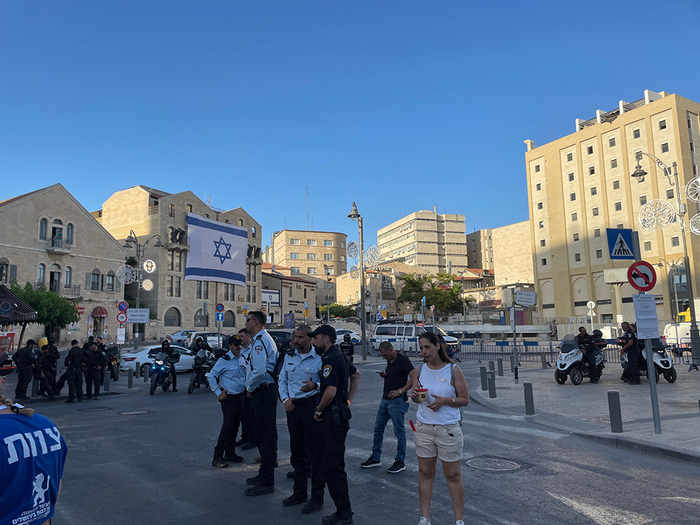 耶路撒冷街头的警察