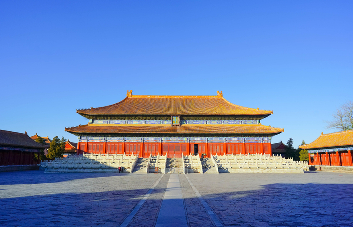 作为全国重点文物保护单位的太庙，在日光照耀下颇显庄严。图/IC photo