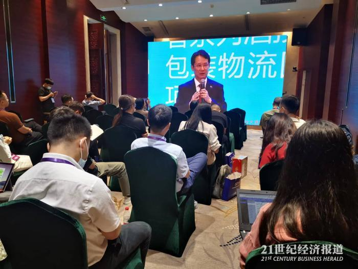 贵州茅台股东大会分会场之一 文静/摄