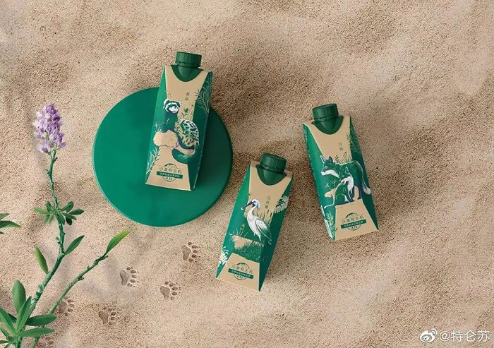 特仑苏沙漠有机纯牛奶；图片来源：微博@特仑苏