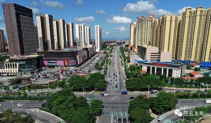 近年来，茂名中心城区不断扩容提质。图为油城十路一带。