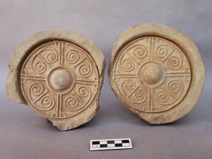 云纹瓦当（何岁利供图）