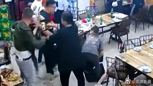 相关视频截图 图源：@澎湃新闻