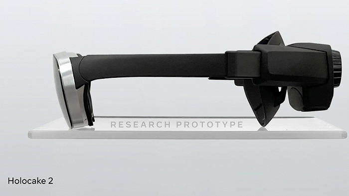▲Holocake 2头显原型