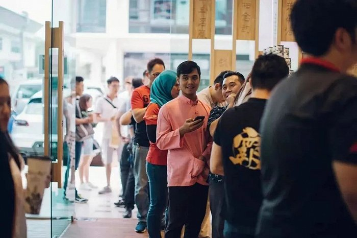 图片来源：霸王茶姬官网