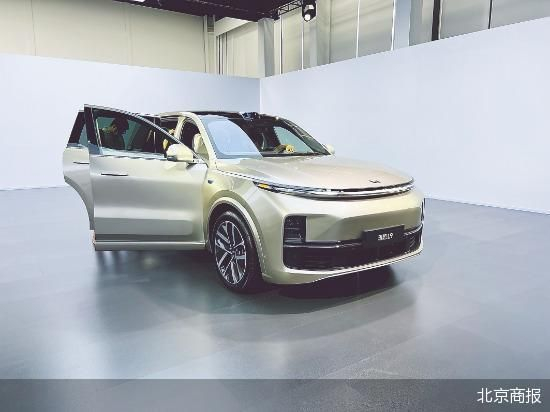 理想汽车旗下第二款SUV理想L9量产车型及量产车底盘&nbsp;