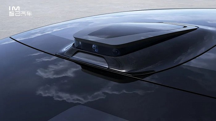 智己L7 Carlog车载摄像头（图源：智己汽车官方）