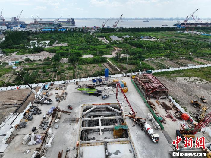 崇明线长兴岛108标大小盾构转换段主体结构顺利封顶 上海地铁供图