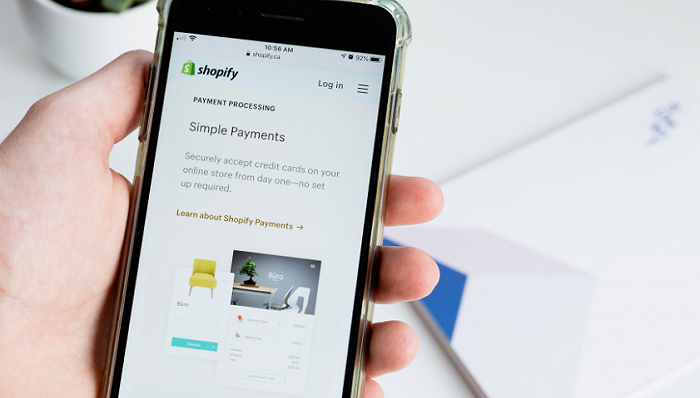 图片来源：Unsplash-Roberto Cortese