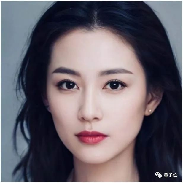 △ 万科虚拟员工，崔筱盼