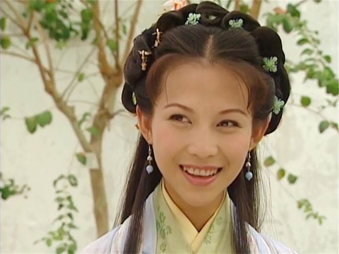 蔡少芬 饰 甄宓