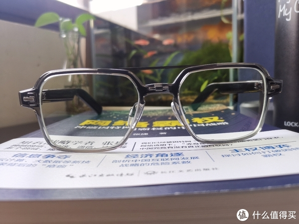 经亮近视防控镜在防控近视方面有啥独特优势？