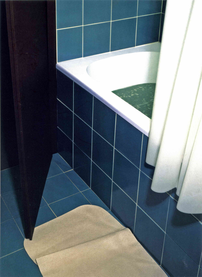 浴室，1997。托马斯·德曼作品