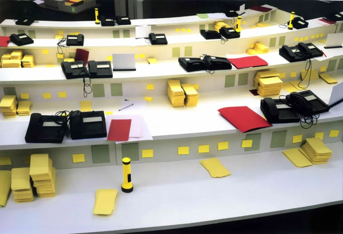 大选，2001。托马斯·德曼作品