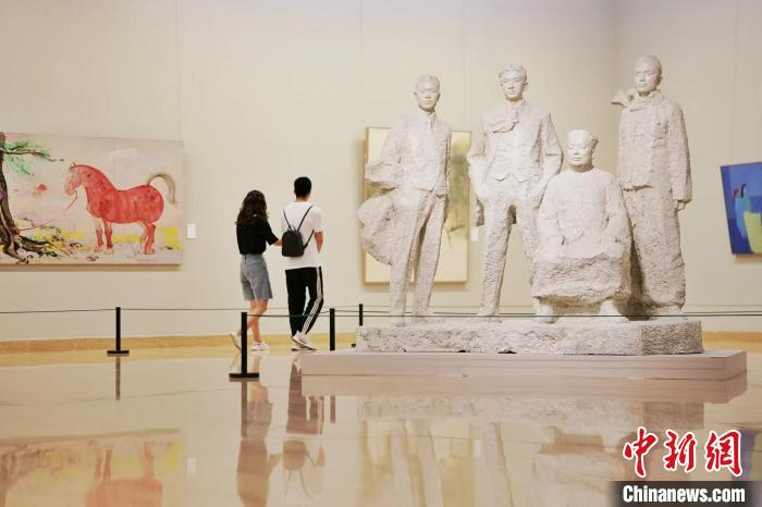 展厅现场 史春阳 摄