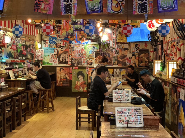 6月29日，平成屋店内再迎顾客。澎湃新闻记者 朱奕奕拍摄