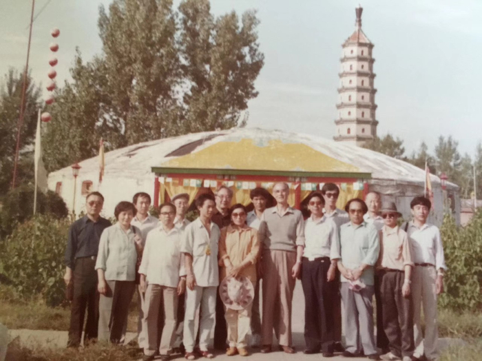 1991年9月，中国藏学研究中心同事在承德考察