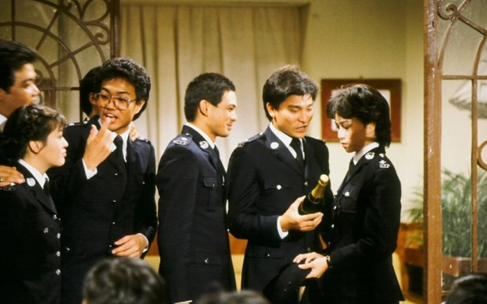 ▲新人刘德华在1982年播出的《猎鹰》中担纲主演，饰演新人警官江大伟。
