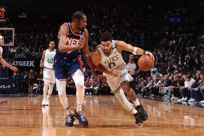 杜兰特和篮网在季后赛被凯尔特人横扫。