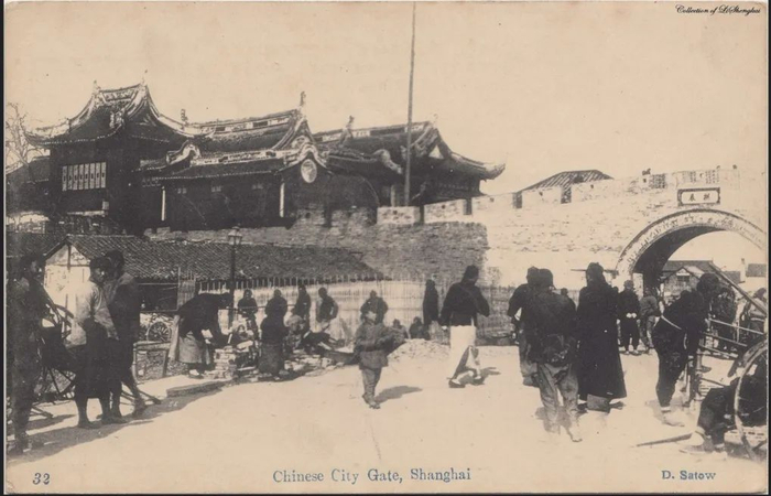 清末上海县城墙小北门（拱辰门）及大境阁内外