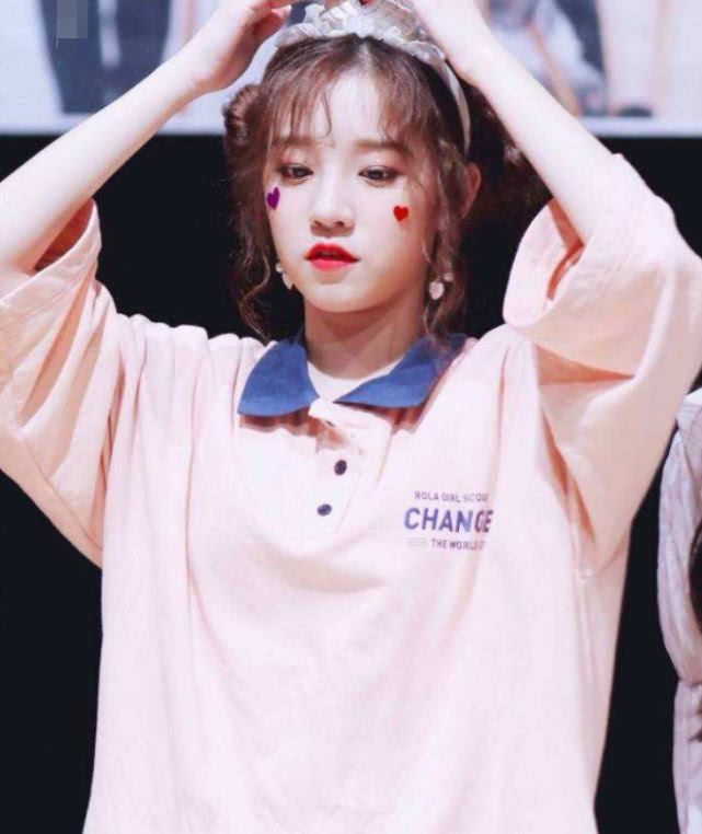 宋雨琦一直是校花,学生照曝光令人惊艳不已,网友:进圈就对了