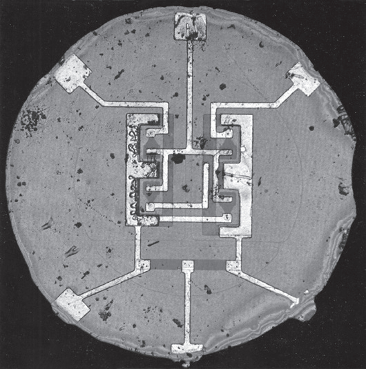 仙童半导体公司生产的第一个集成电路