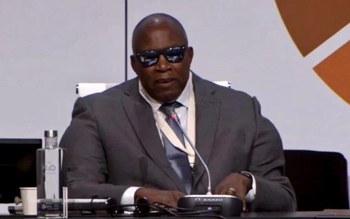 小岛屿国家联盟主席、安提瓜和巴布达常驻联合国代表沃尔顿·韦伯森。受访者供图