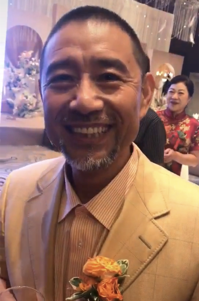 60岁徐向东与李连杰恩师聚会!胡须花白仍显健硕,曾担任国王师傅