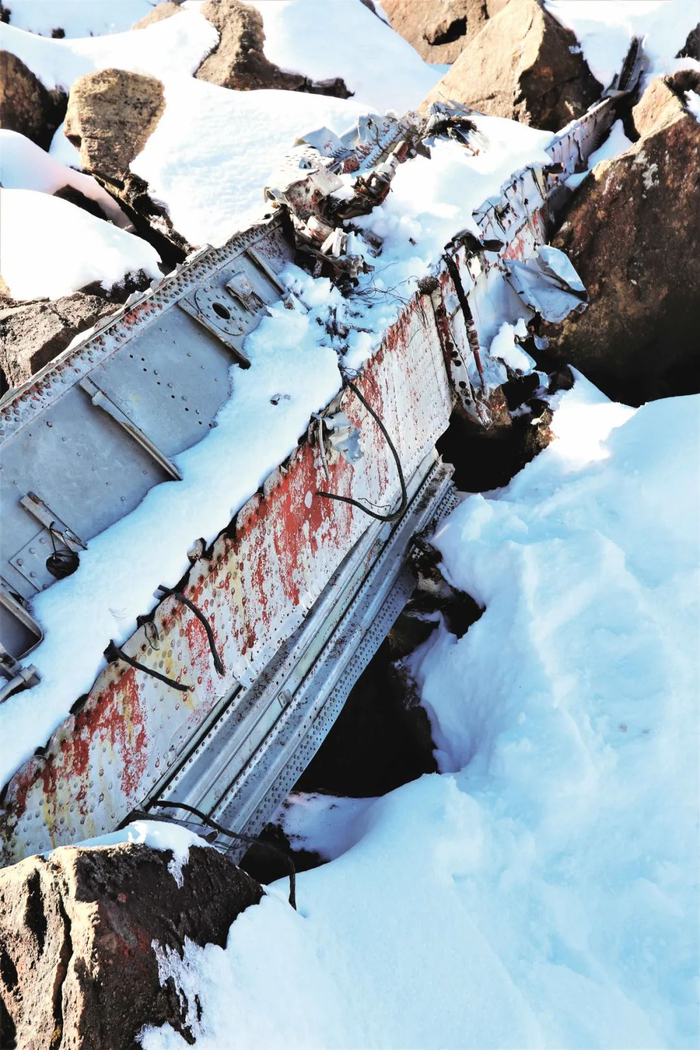 库里斯找到的驼峰航线其他坠机残骸。图片来源：MIA Recoveries,Inc