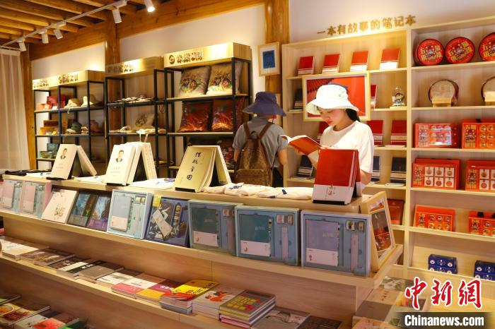 “中国扶贫第一村”赤溪村福茶文创为乡村赋能。　福鼎市融媒体 中心 供图