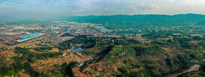 图4 赤牛城遗址航拍影像（摄影：王铭）