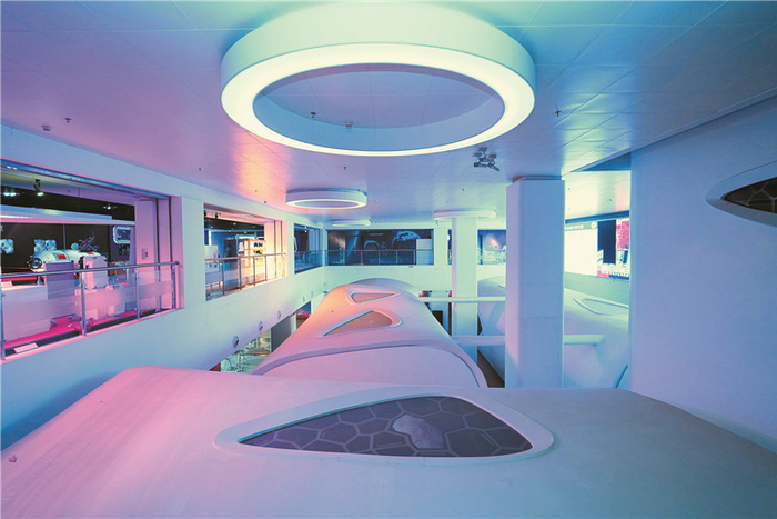 ▲模拟“太空舱”位于龙岗区坪地街道的深圳市绿航星际太空科技研究院内，占地370平方米，总容积1049立方米。