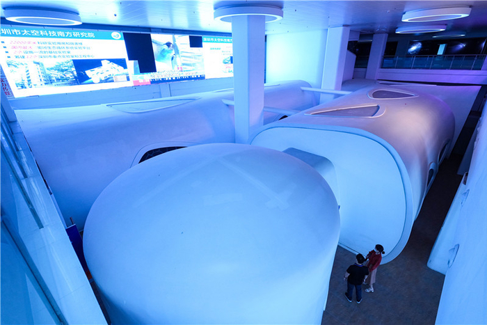 ▲模拟“太空舱”由四个植物舱、两个乘员舱、一个生保舱和一个资源舱组成。