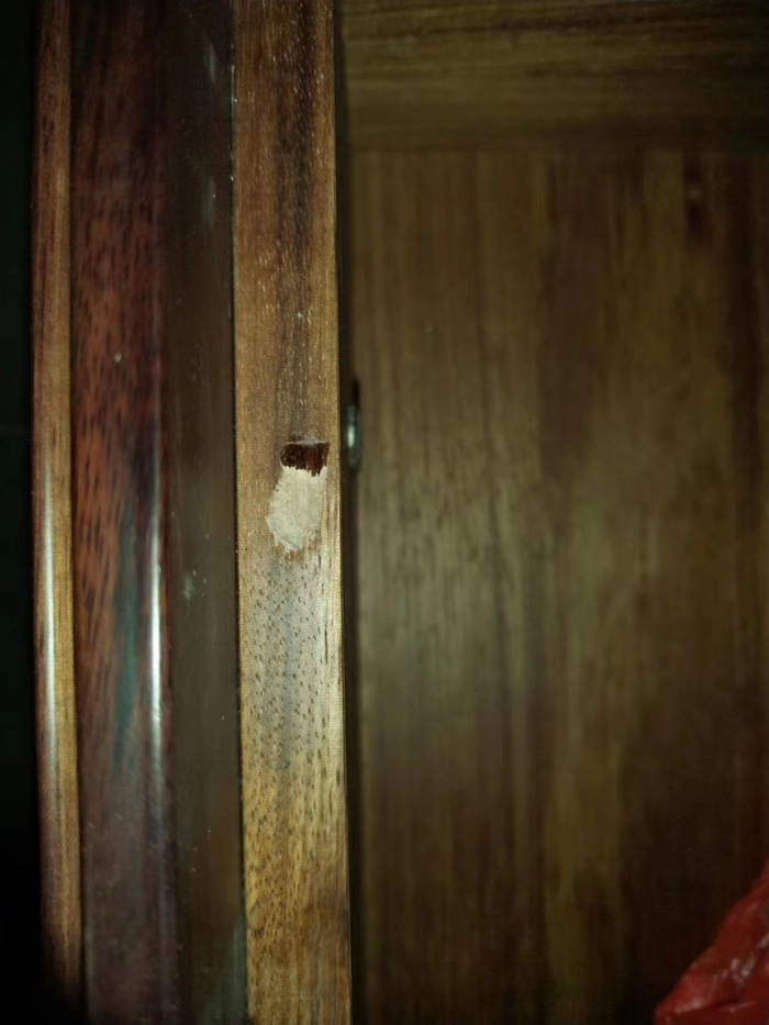 该套家具电视柜抽屉&nbsp; 本文图均为 受访者 供图