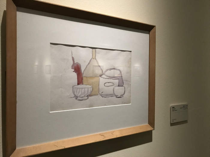 展厅现场，莫兰迪的水彩静物画