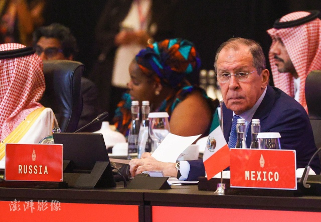 7月8日，俄罗斯外交部长拉夫罗夫出席G20外长会议 图源：澎湃影像